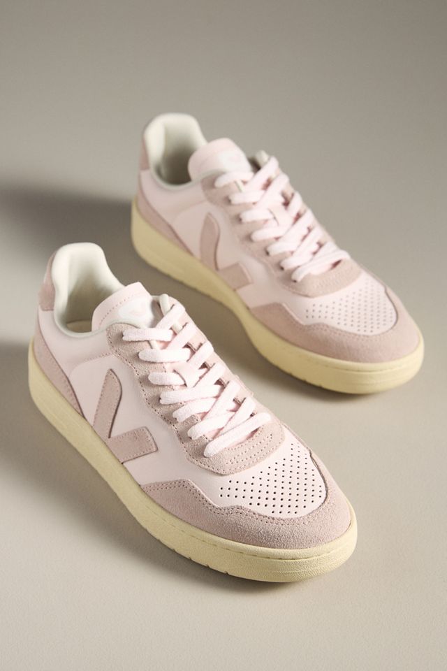 スニーカー V 90 Sneakers - Veja - Leather - Pink Veja V-90 Sneakers | Anthropologie