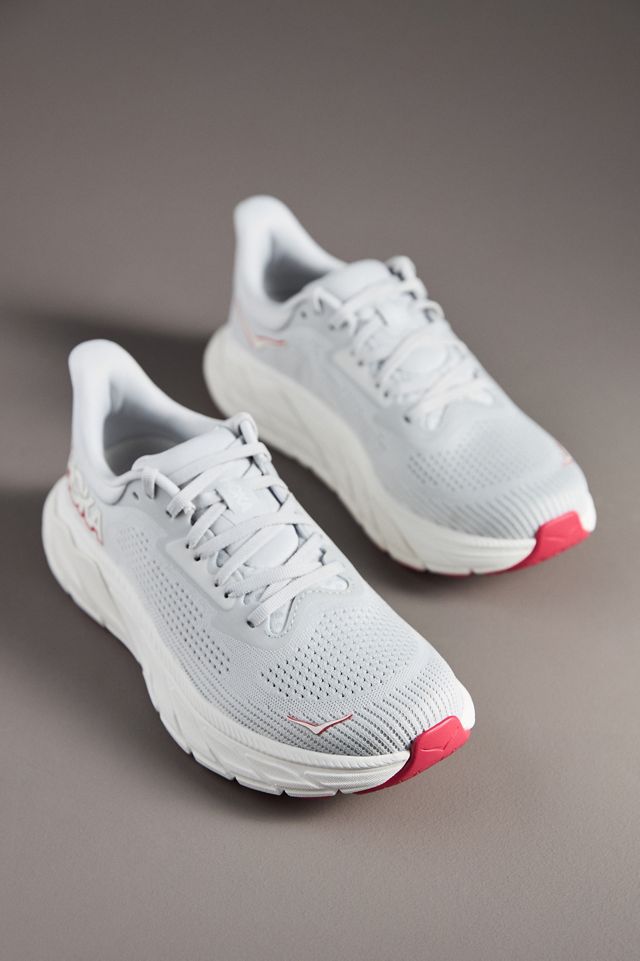 HOKA® Arahi 7 Sneakers #1
