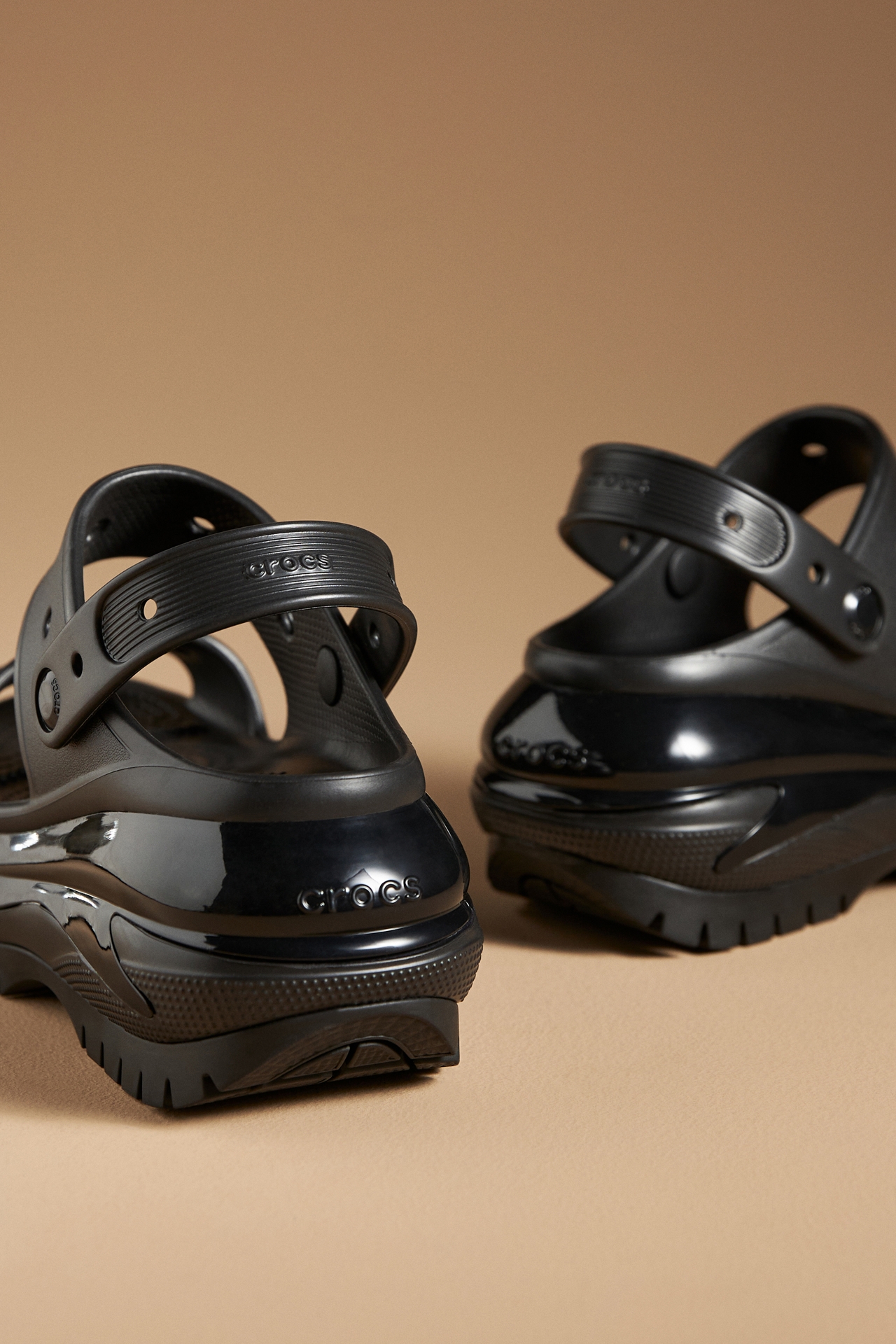 Crocs Mega Crush Sandals