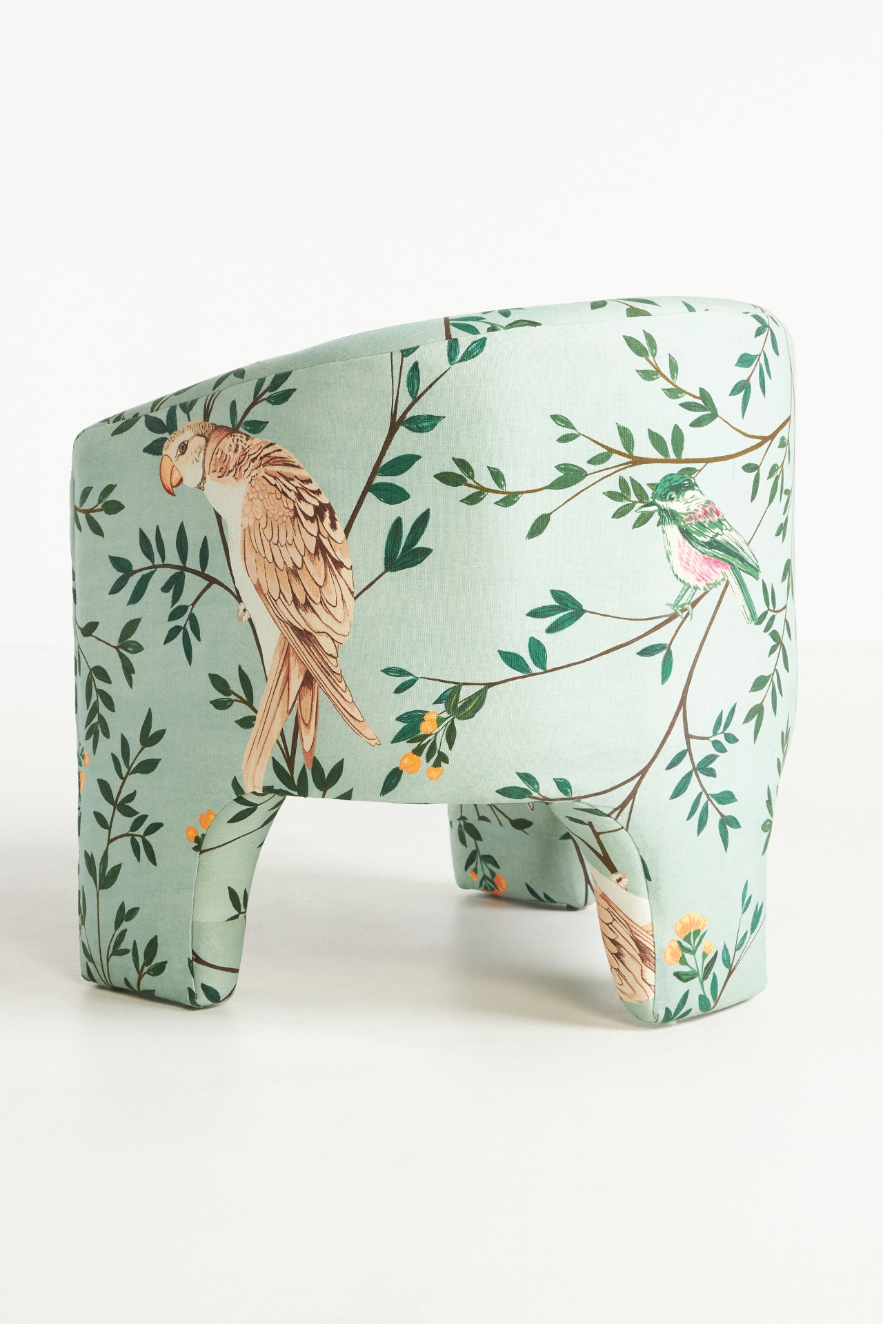 Priyanka Effie Tripod Chair