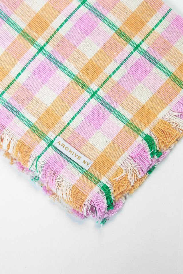 Archive New York Marguerite Party Napkins, Set of 4 #1