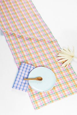 Archive New York Marguerite Table Runner