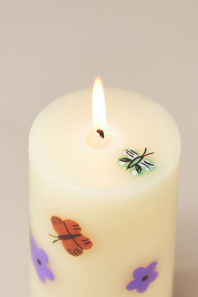 Faye Pillar Shaped Wax #2