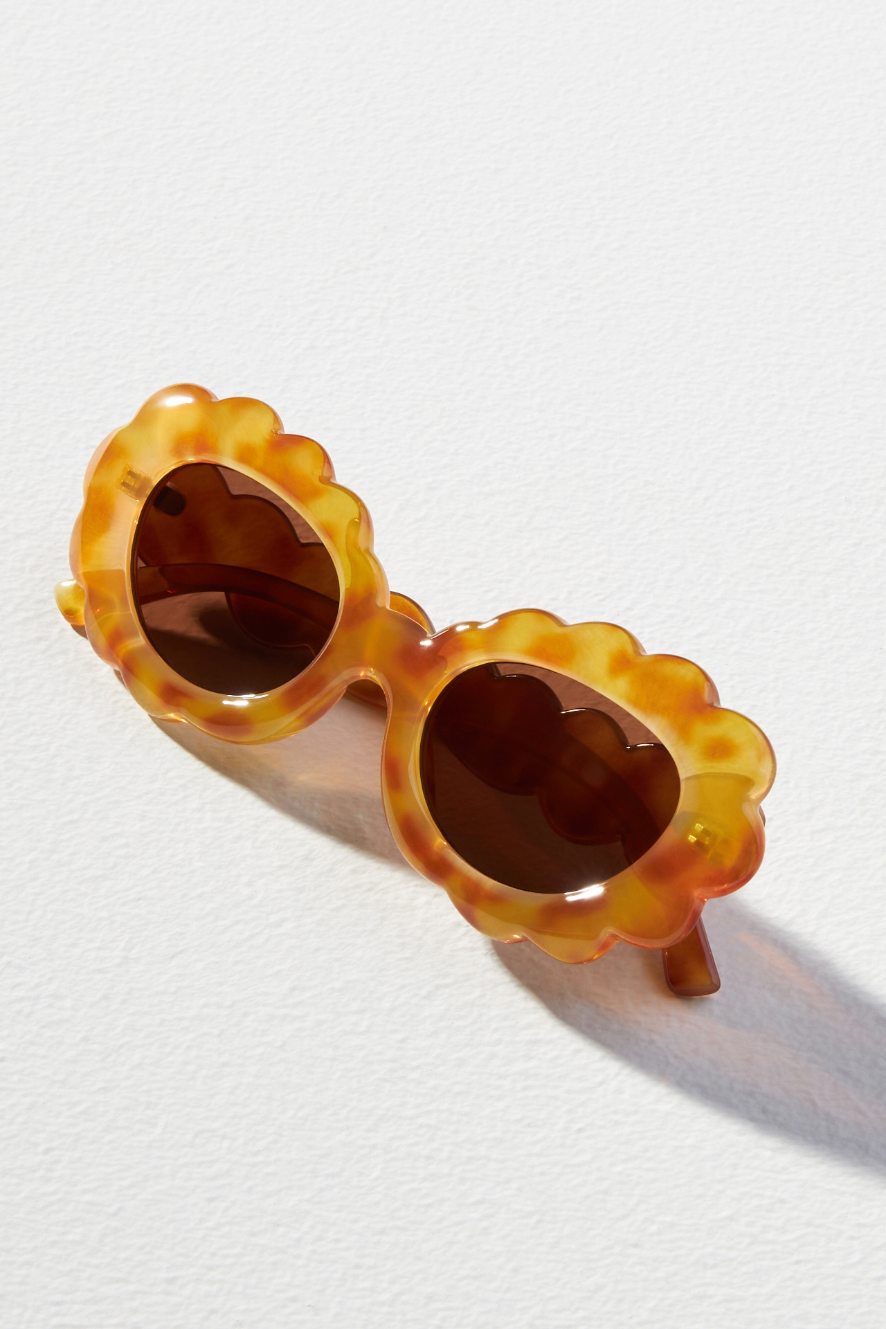 Scallop Warm Tortoise Sunglasses