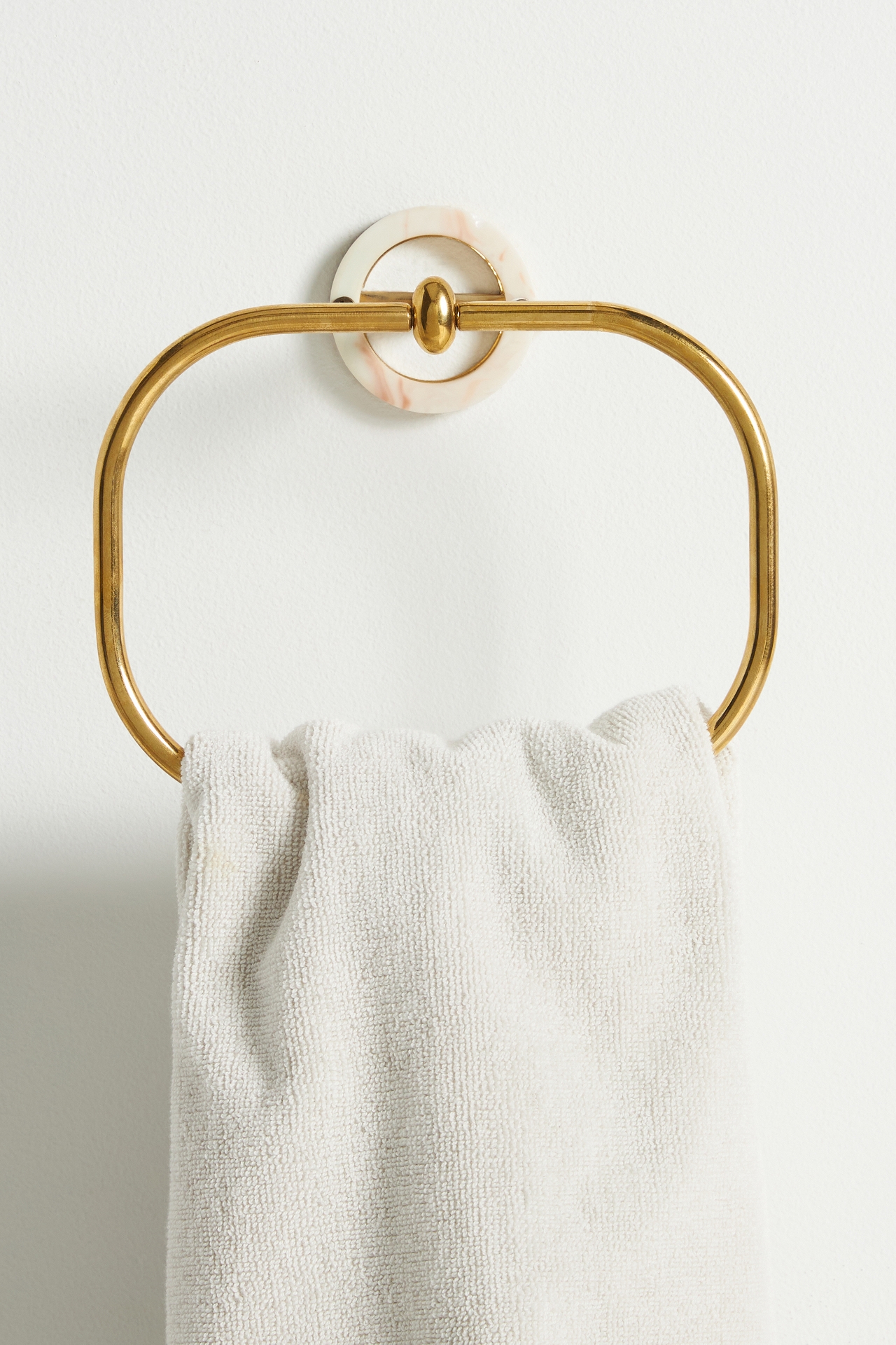 Kaia Towel Ring