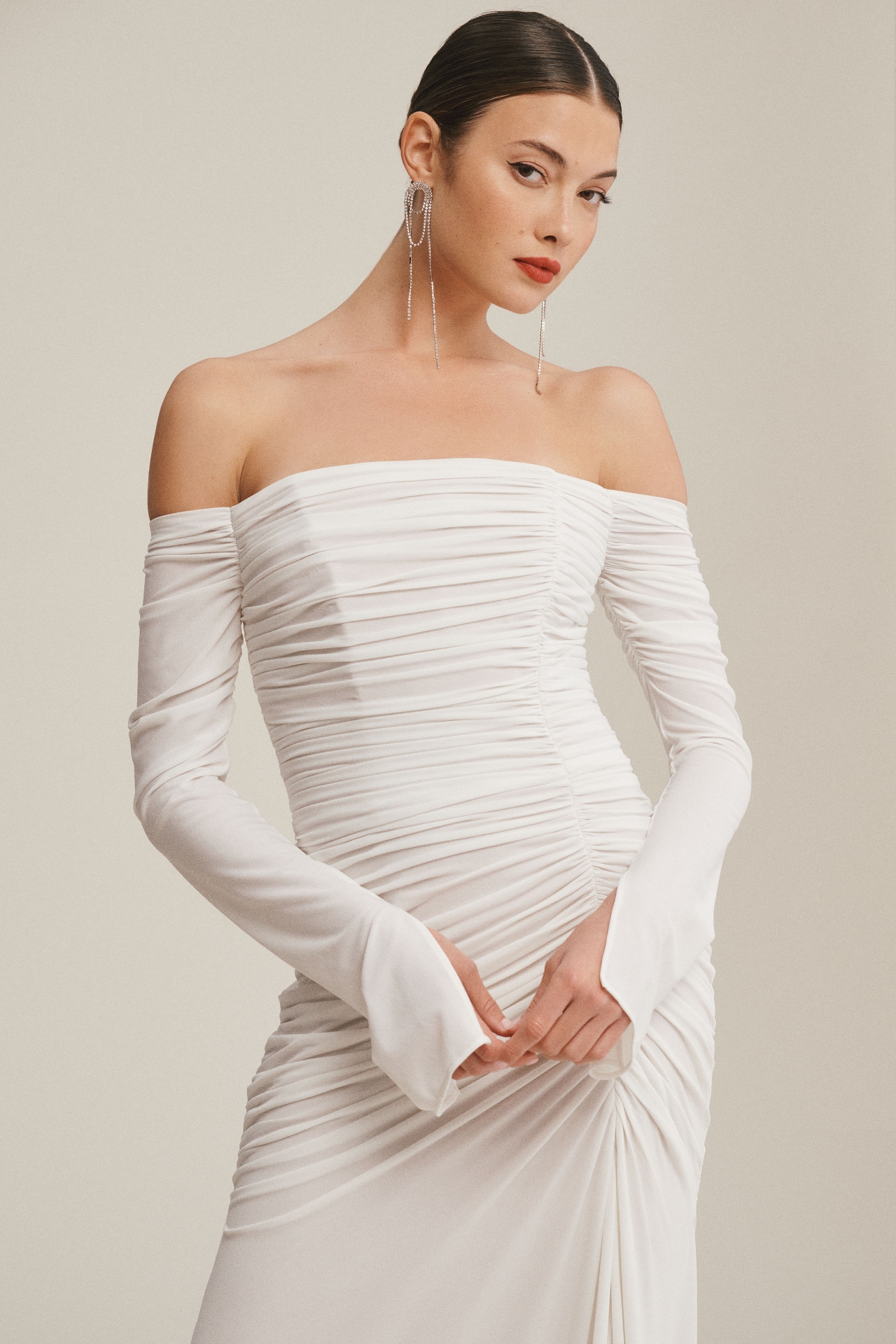 Theia Egret Off-The Shoulder Long-Sleeve Ruched Side-Slit Gown