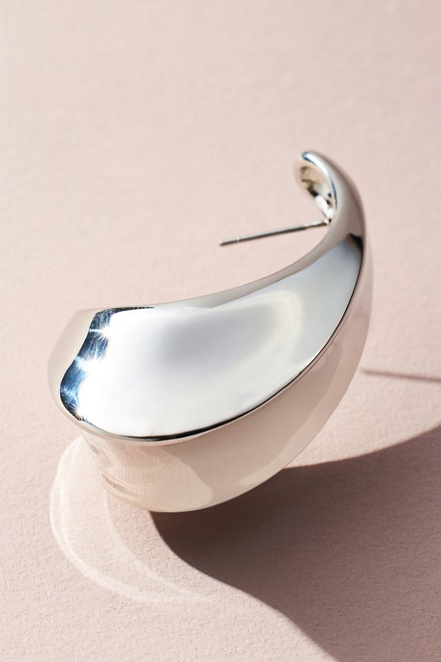 The Petra XL Wavy Drop Earrings #1