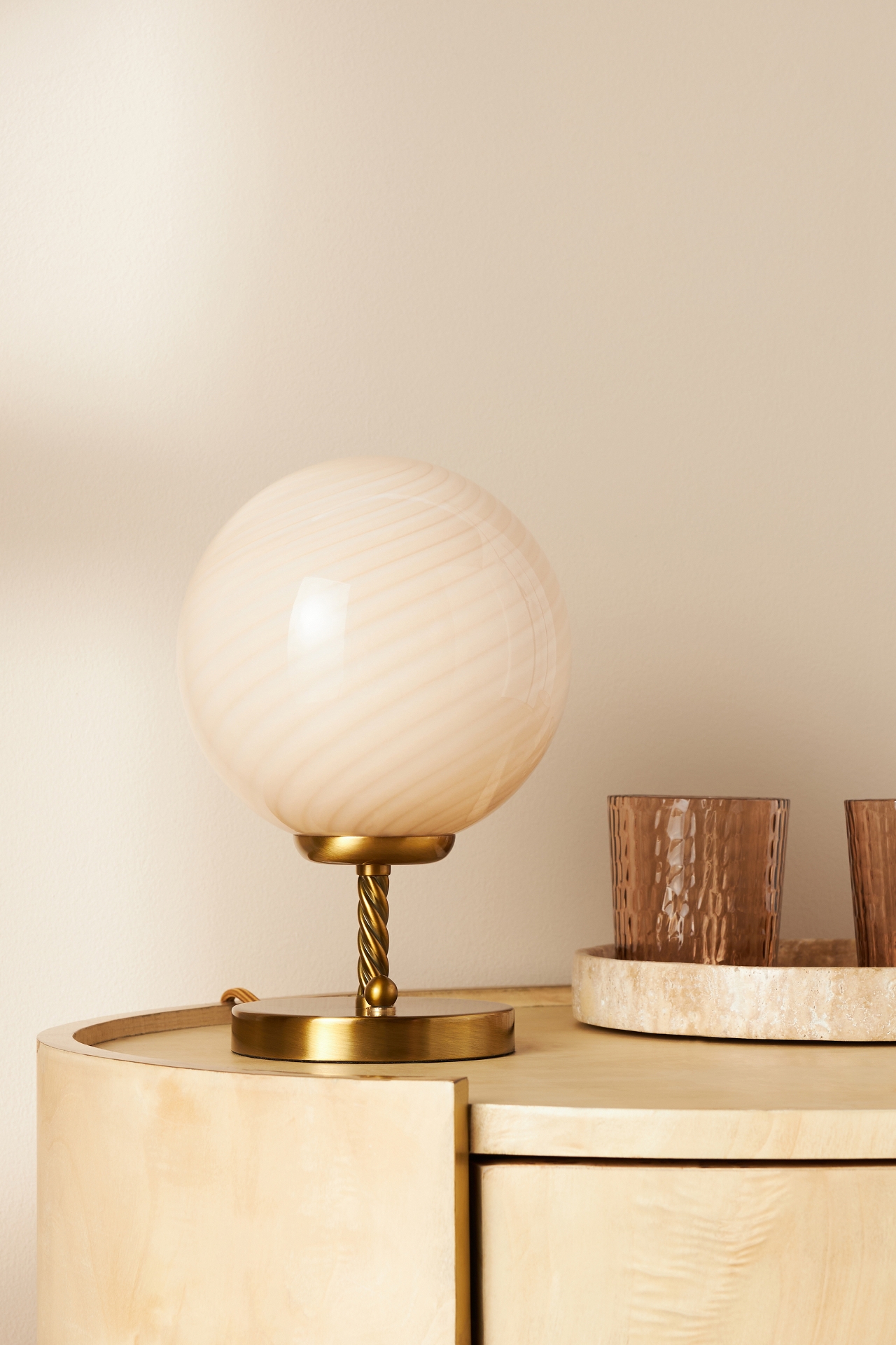 Eleanor Table Lamp