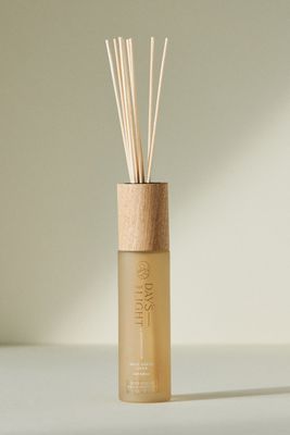 Days Last Light Woody Palo Santo Linen Reed Diffuser