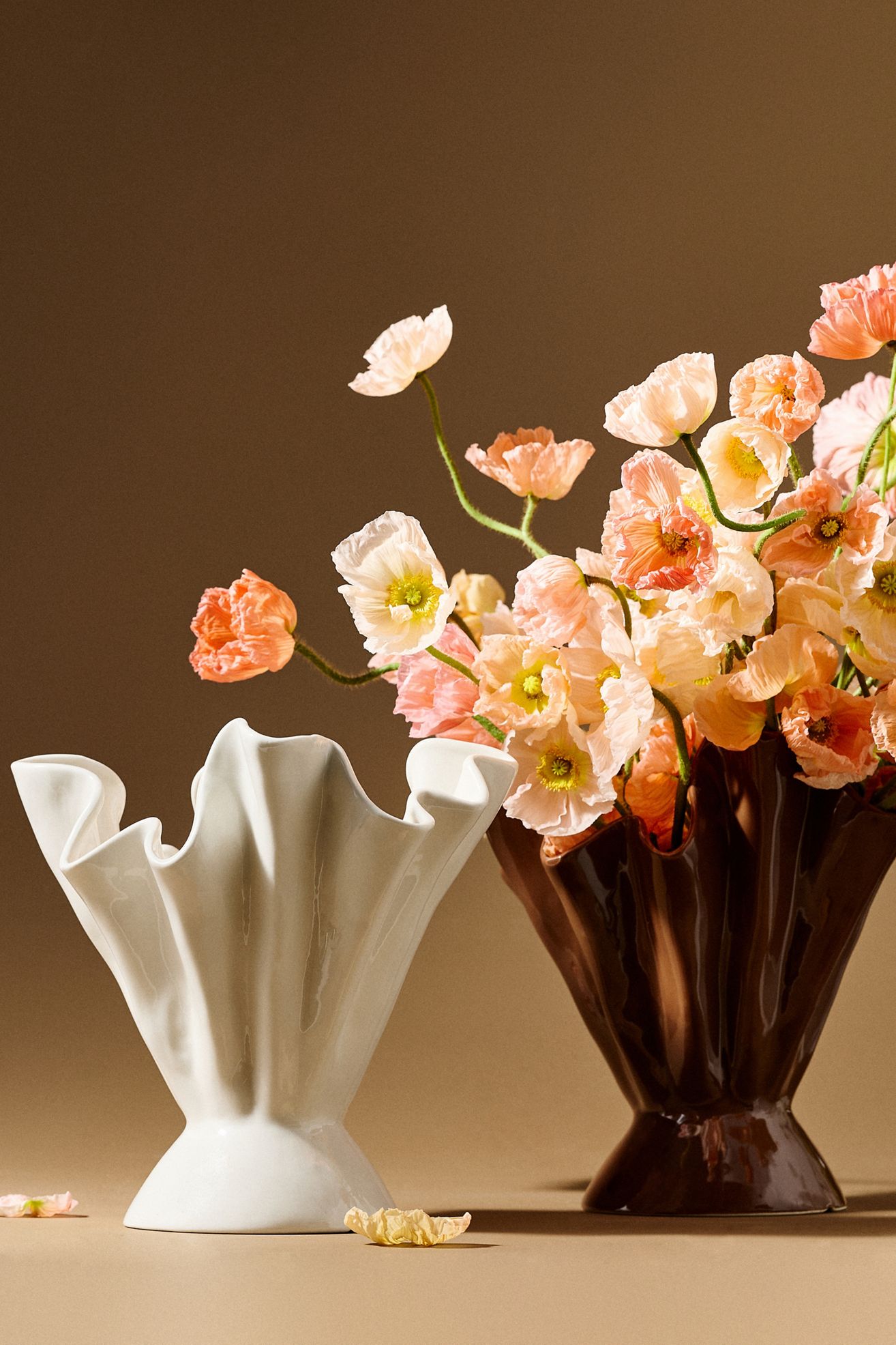 Ruffle Vase - Ivory