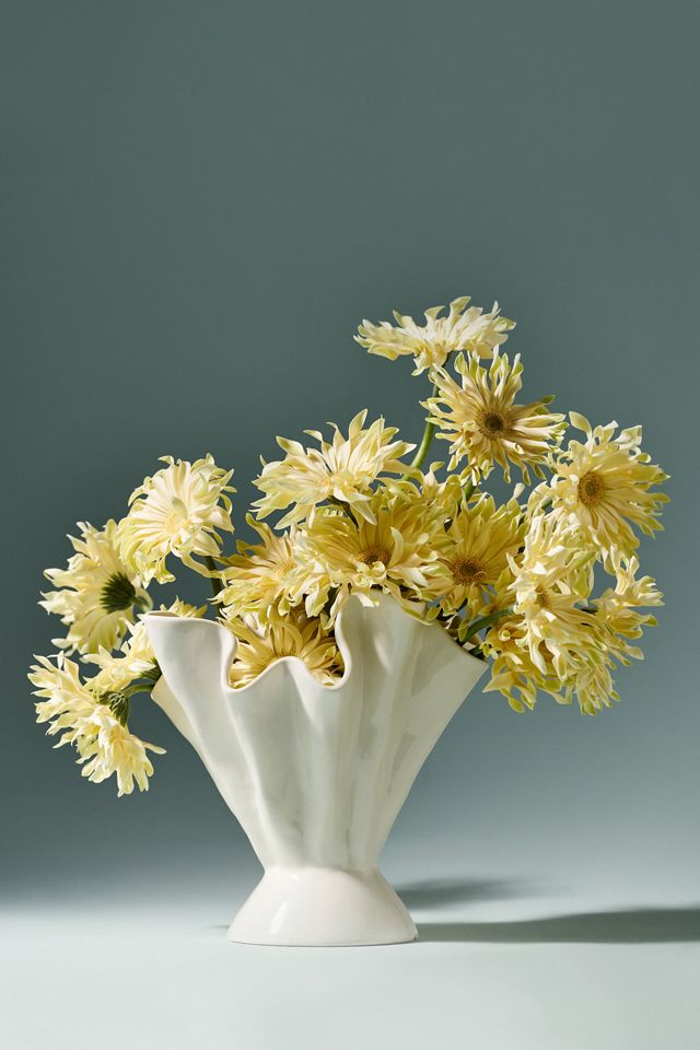 Ruffle Vase #1