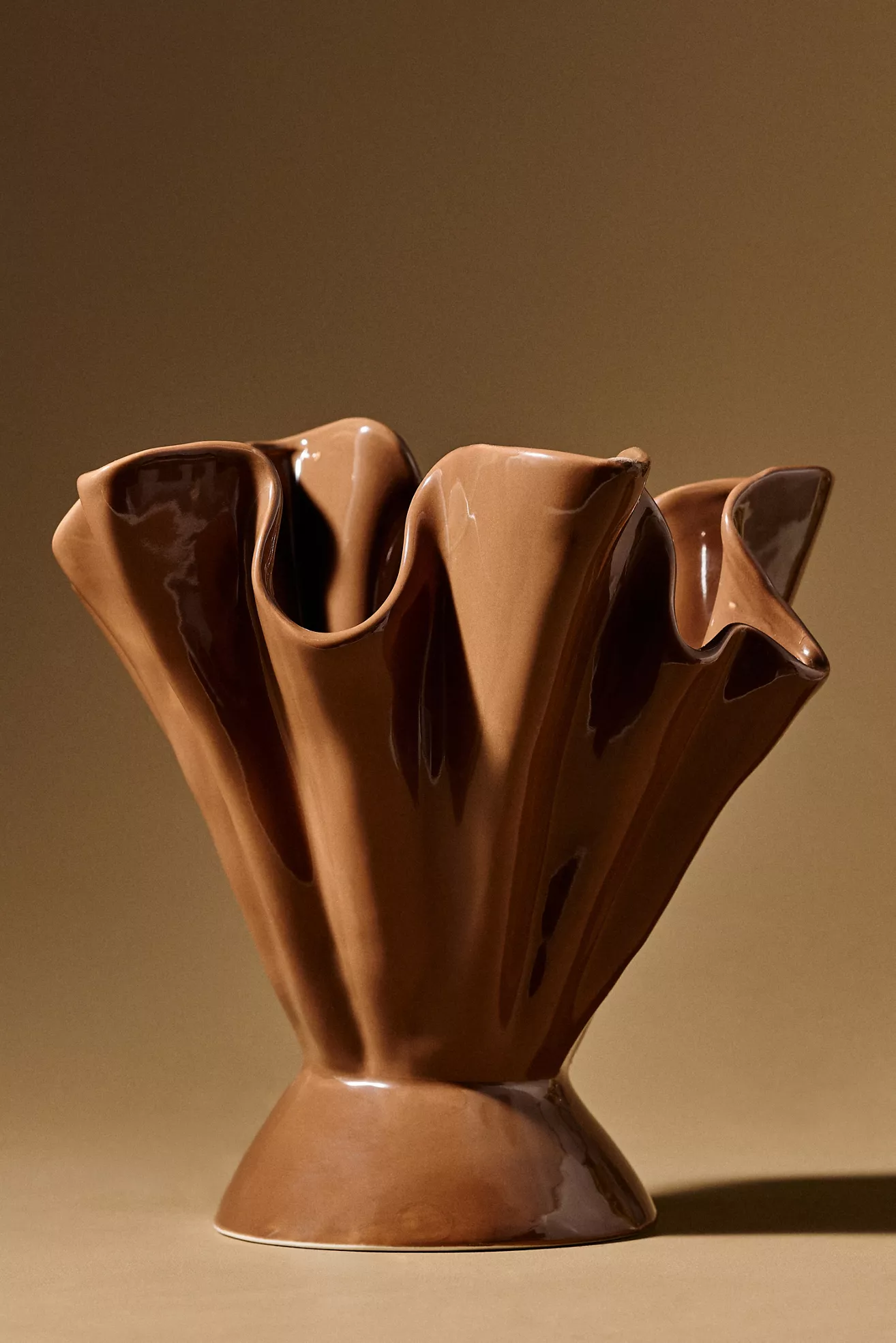 Ruffle Vase - thumbnail 6