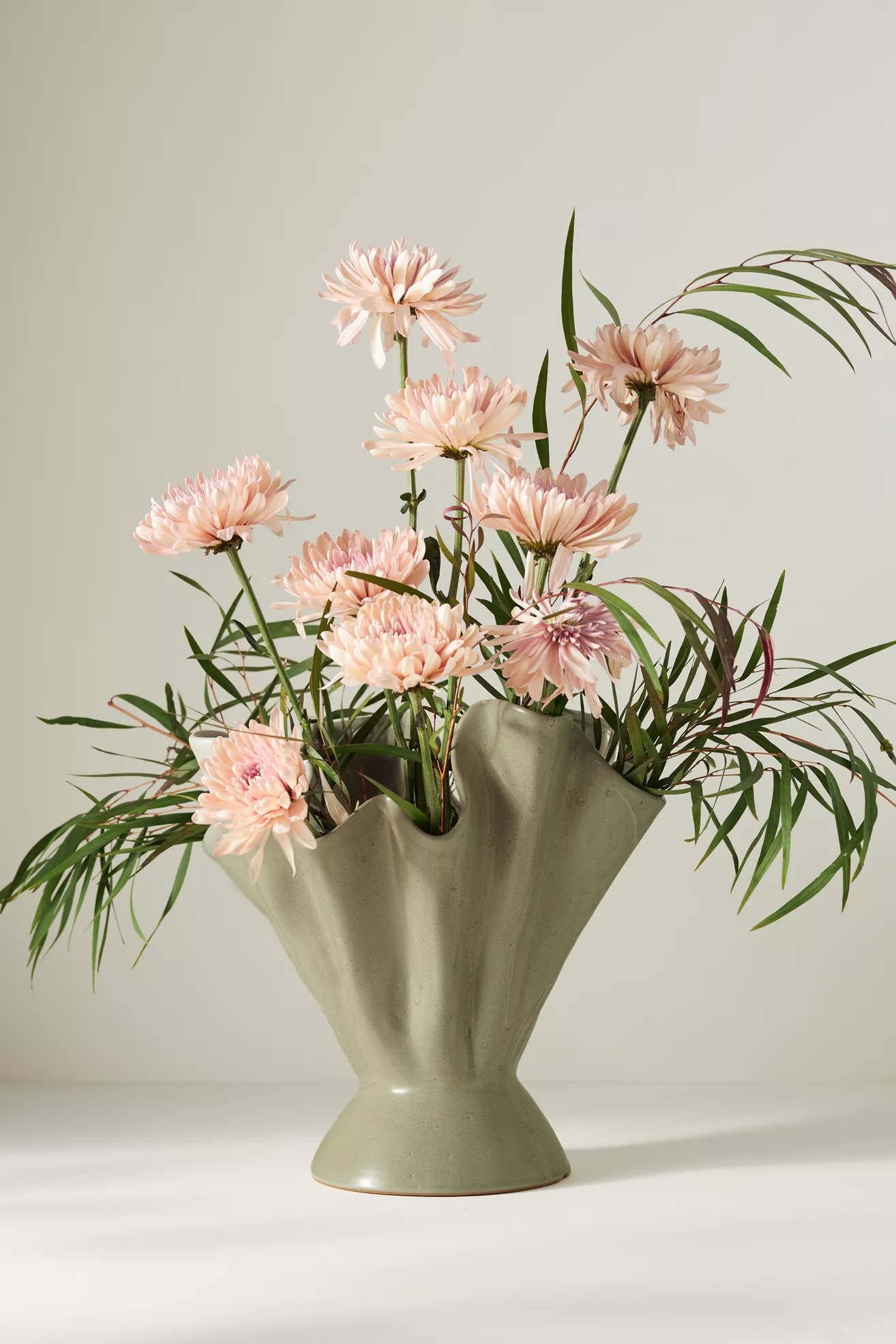 Ruffle Vase - thumbnail 9