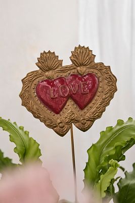 Burnished Heart Medallion Stake