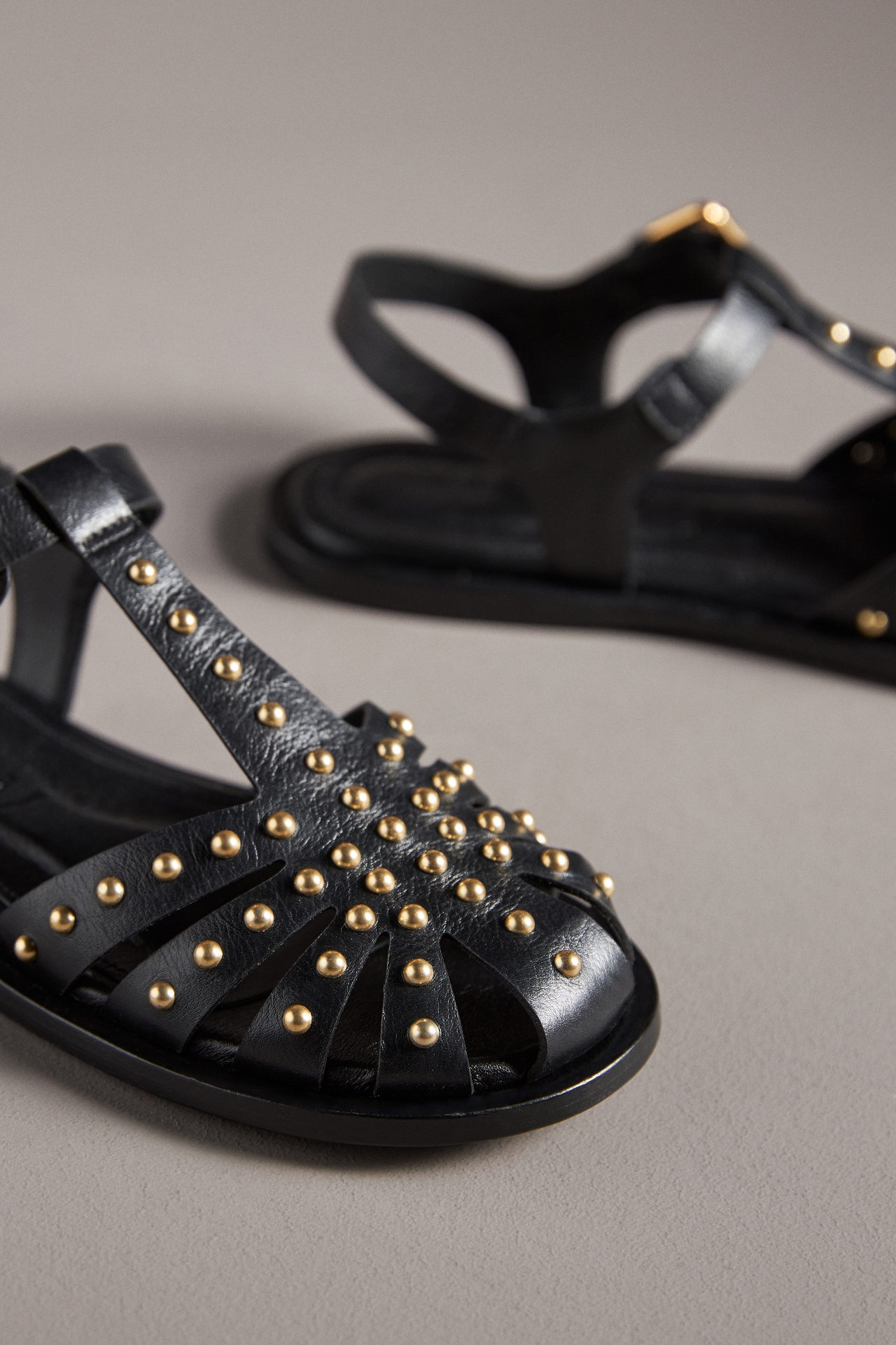 Vicenza Studded Fisherman Flats