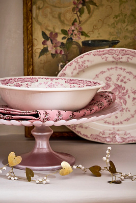 Terrain Scalloped Glass Cake Stand