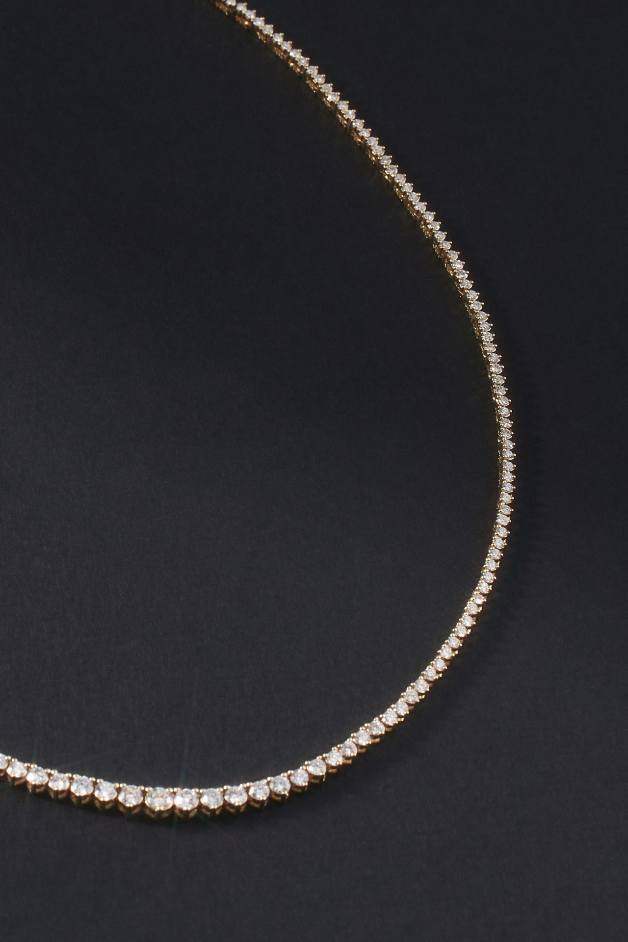 Graduated Diamond Tennis Necklace