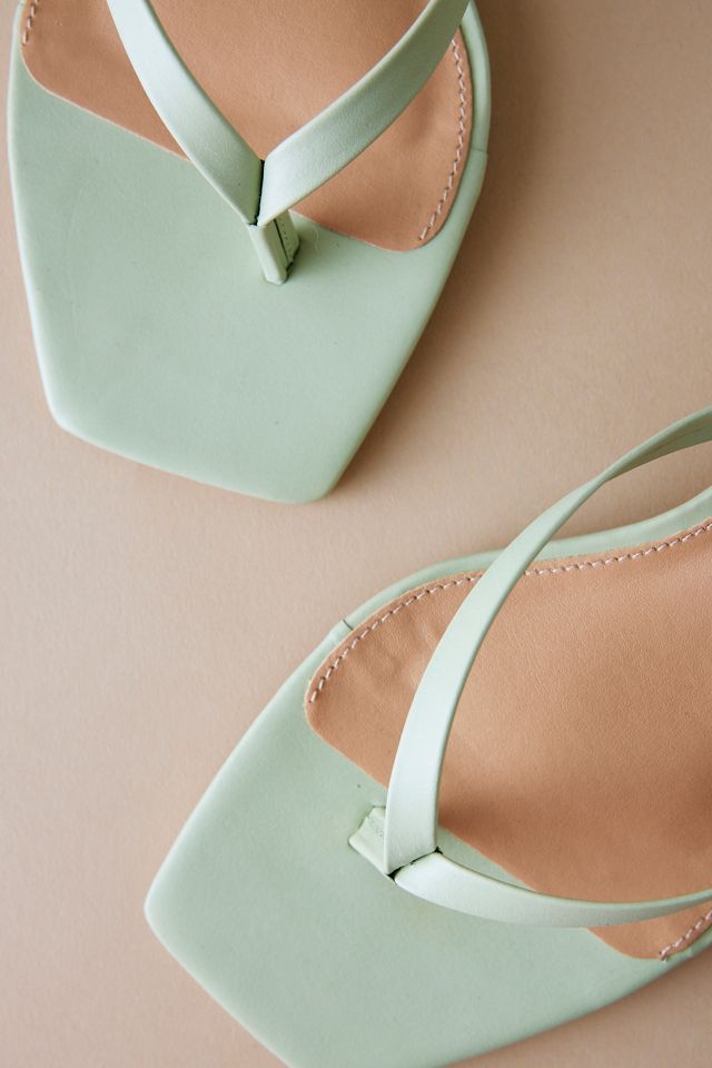 By Anthropologie Riemchenpumps mit Kitten Heel #1