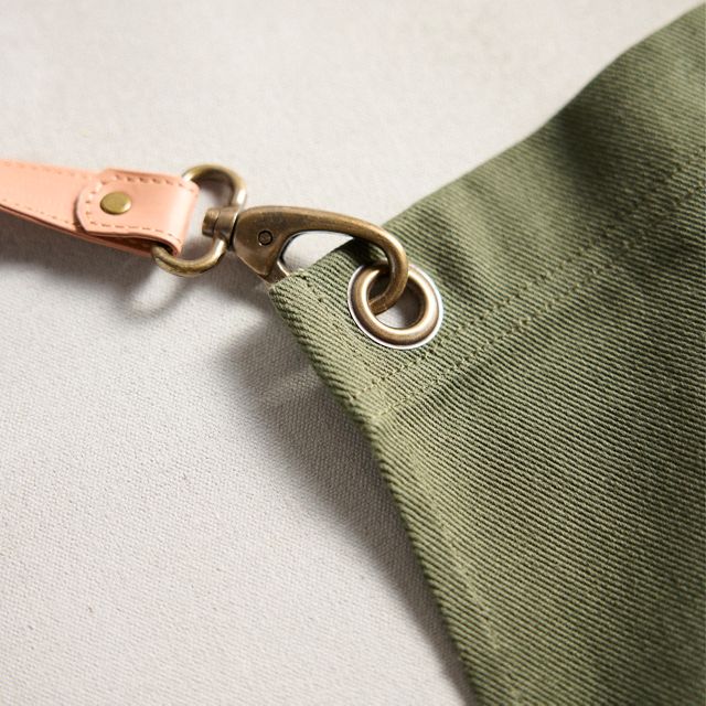 Terrain Staff Apron #1