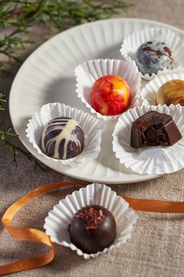 Knipschildt Signature Collection Chocolates #2