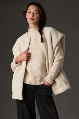 Self Contrast Sherpa Vest