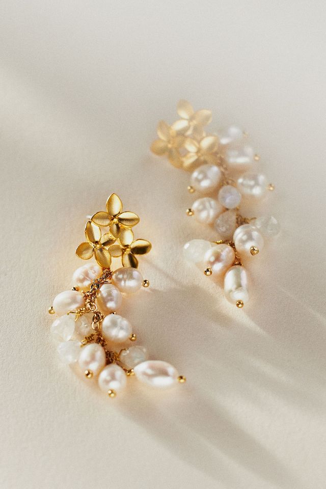 Floral Pearls With Gold Tassels Earrings – Chenkova