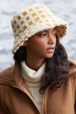 NWT Jocelyn Women’s Checkered Faux Shearling Bucket Hat Winter Gift Holiday The Gstaad Bucket Hat – Jocelyn main image 3
