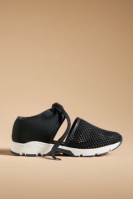 All black shop brand shoes