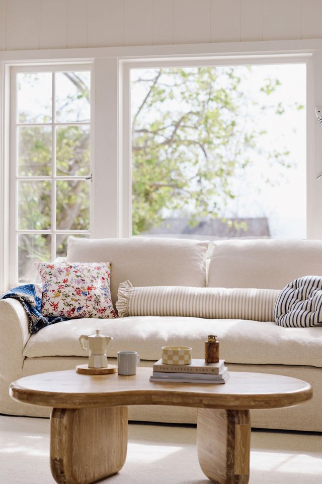 Oona 47" Oak Coffee Table #11