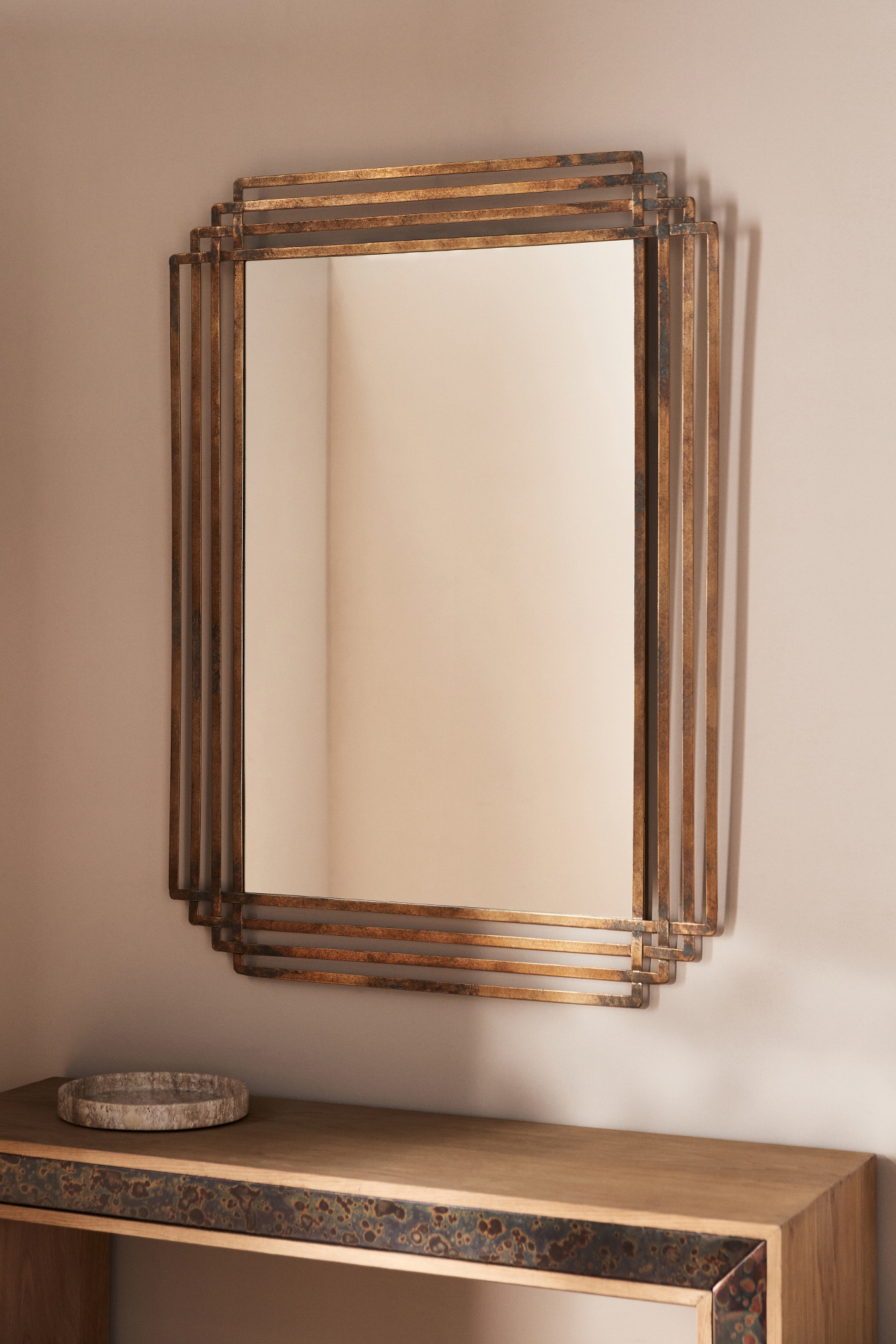 Serai Mirror