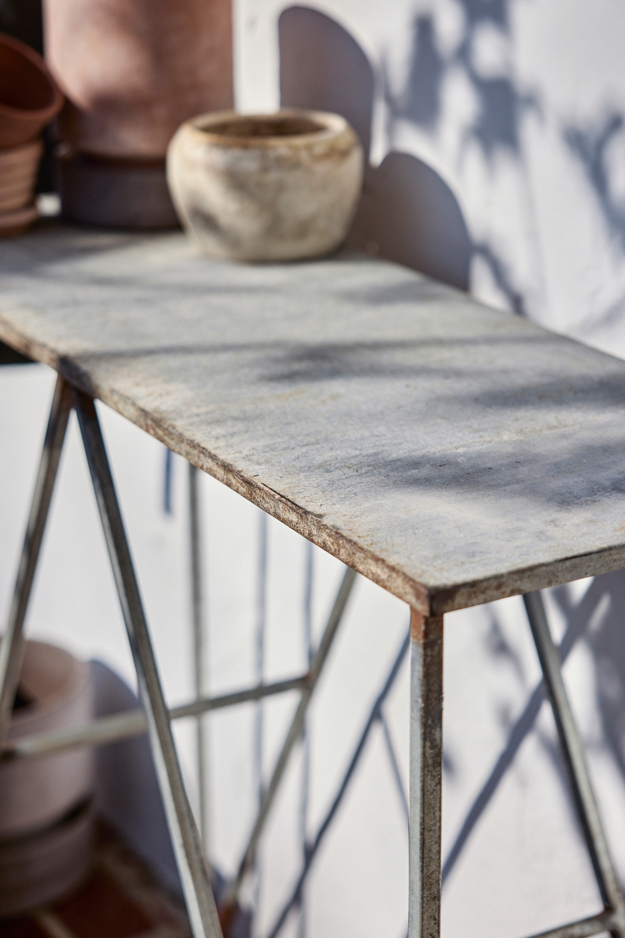 Metal Table Log Holder