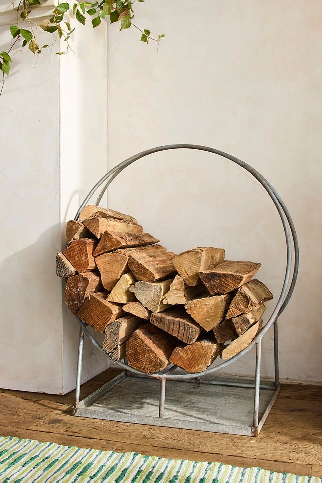 Iron circle log holder new arrivals