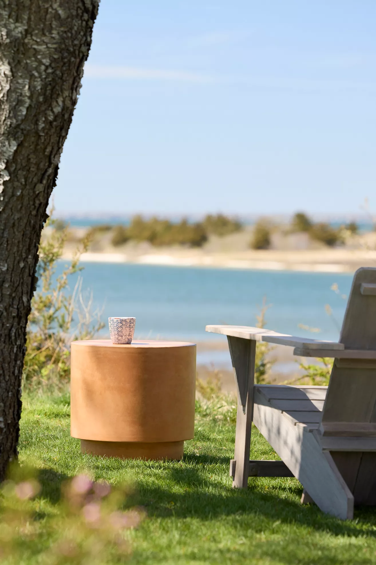 Concrete Barrel Side Table - thumbnail 2