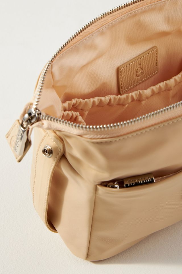 ETOILE Jet Setter Travel Cosmetic Case