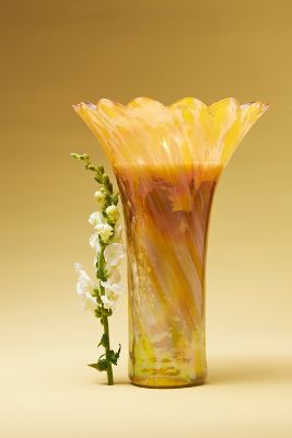 Cheena Fresh Vetiver & Sandalwood Glass Floral Candle