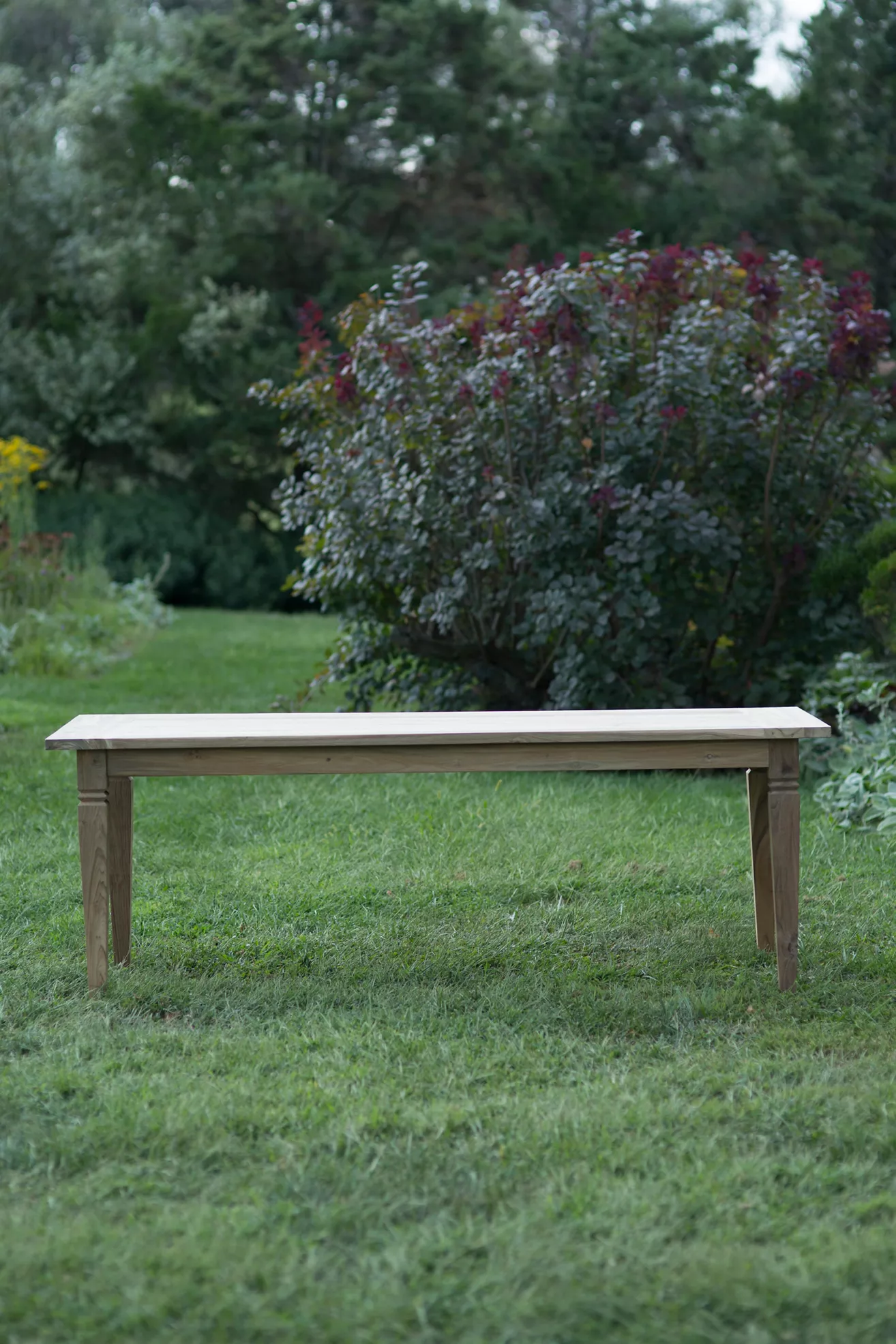 Table top edge and leg of wooden dining table