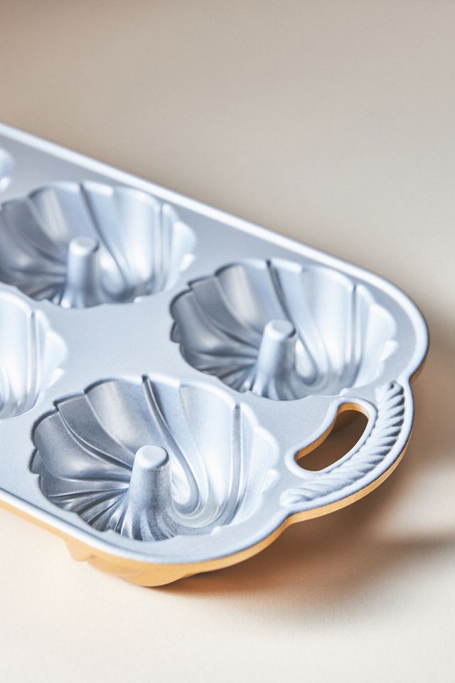 Nordic Ware Swirl Bundtlette Pan #2