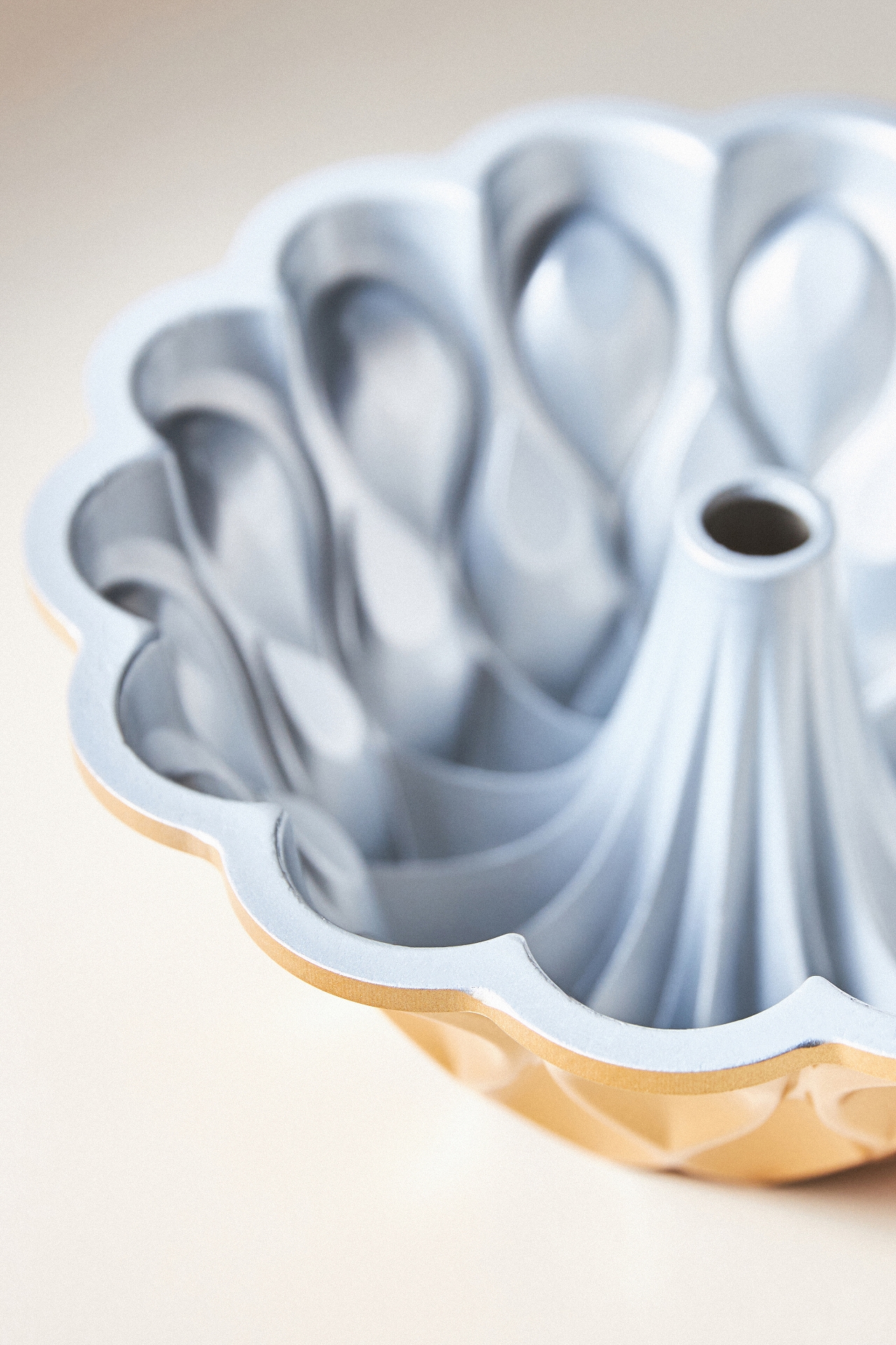 Nordic Ware Crown Bundt Pan