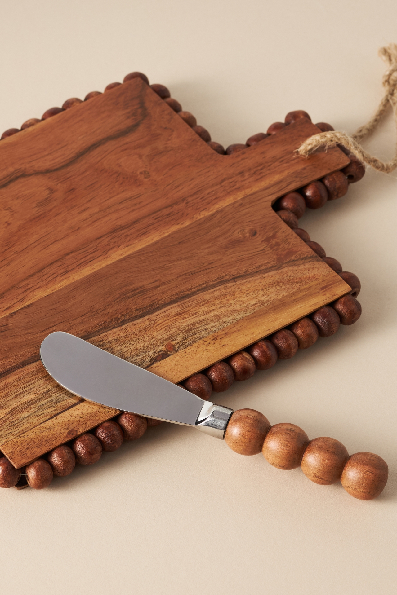 Spindle-Edge Mini Cheese Board & Knife