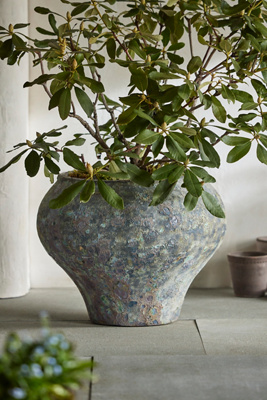 Terrain Barnacle Curved Jar Planter In Gray