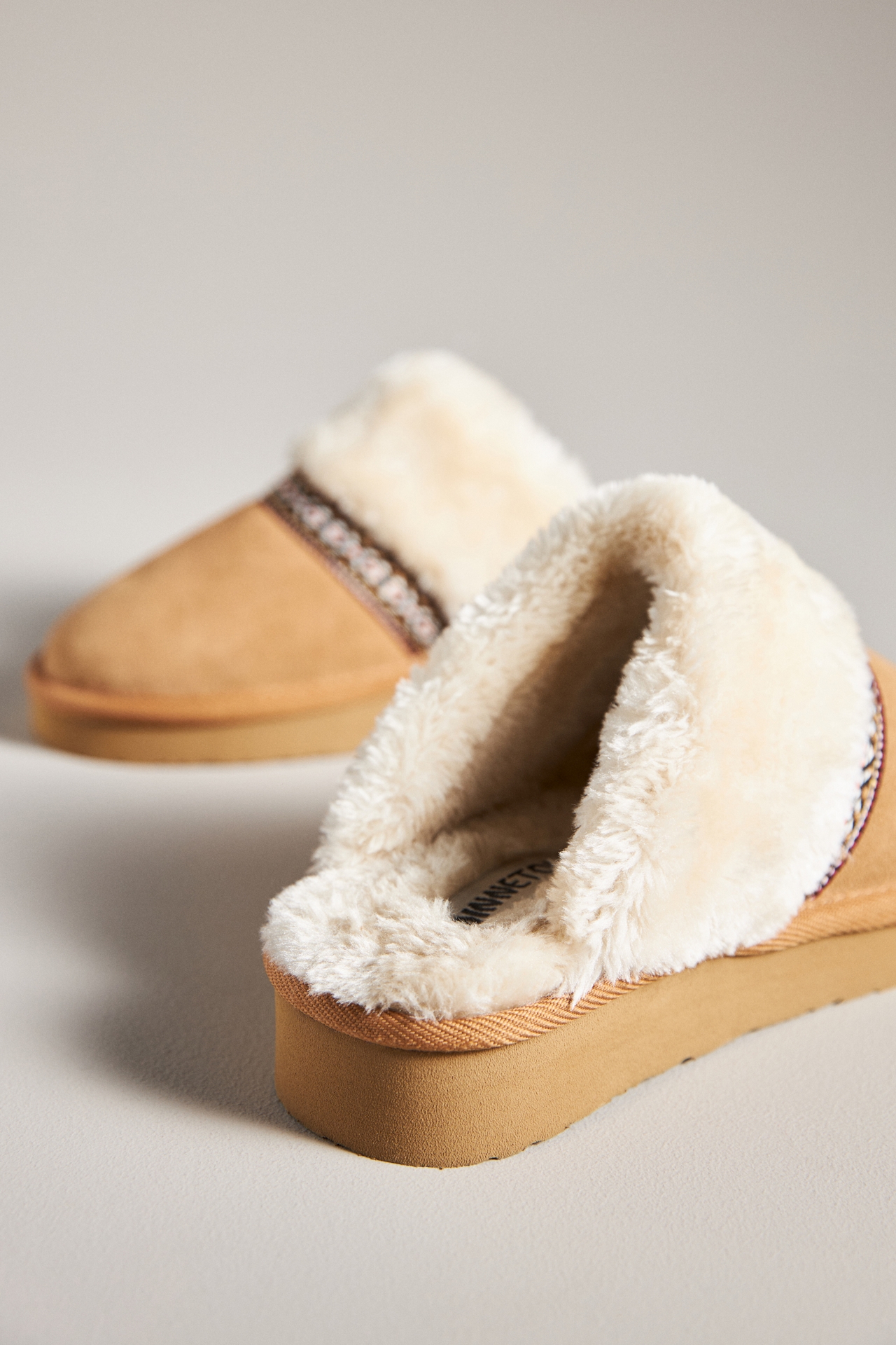 Minnetonka Corie Slippers