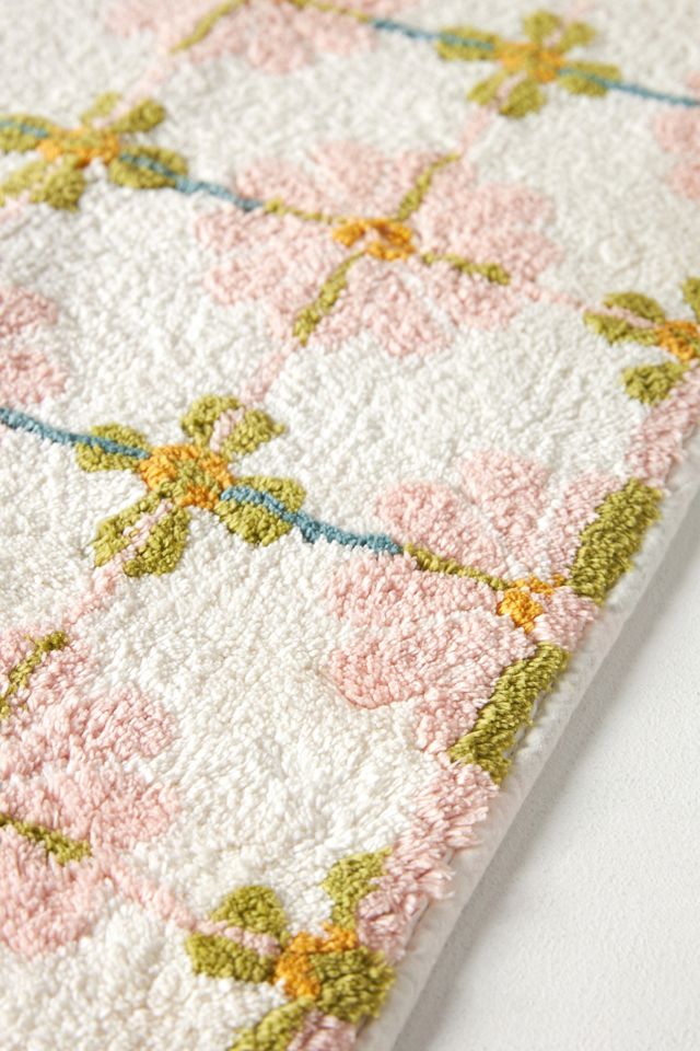 Daisy Tile Tufted Cotton Bath Mat #1