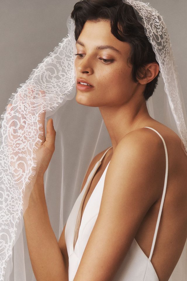 Amsale Chantilly Lace Cathedral Veil | Anthropologie display picture 3
