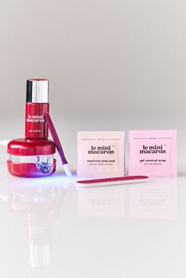 Le Mini Macaron Gel Manicure Set