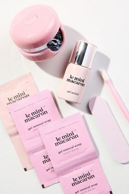 Le Mini Macaron Gel Manicure Set