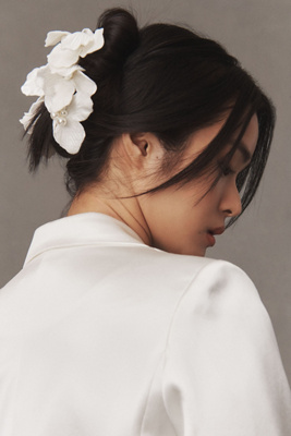 Lele Sadoughi Magnolia Hair Clip | Anthropologie display picture 1