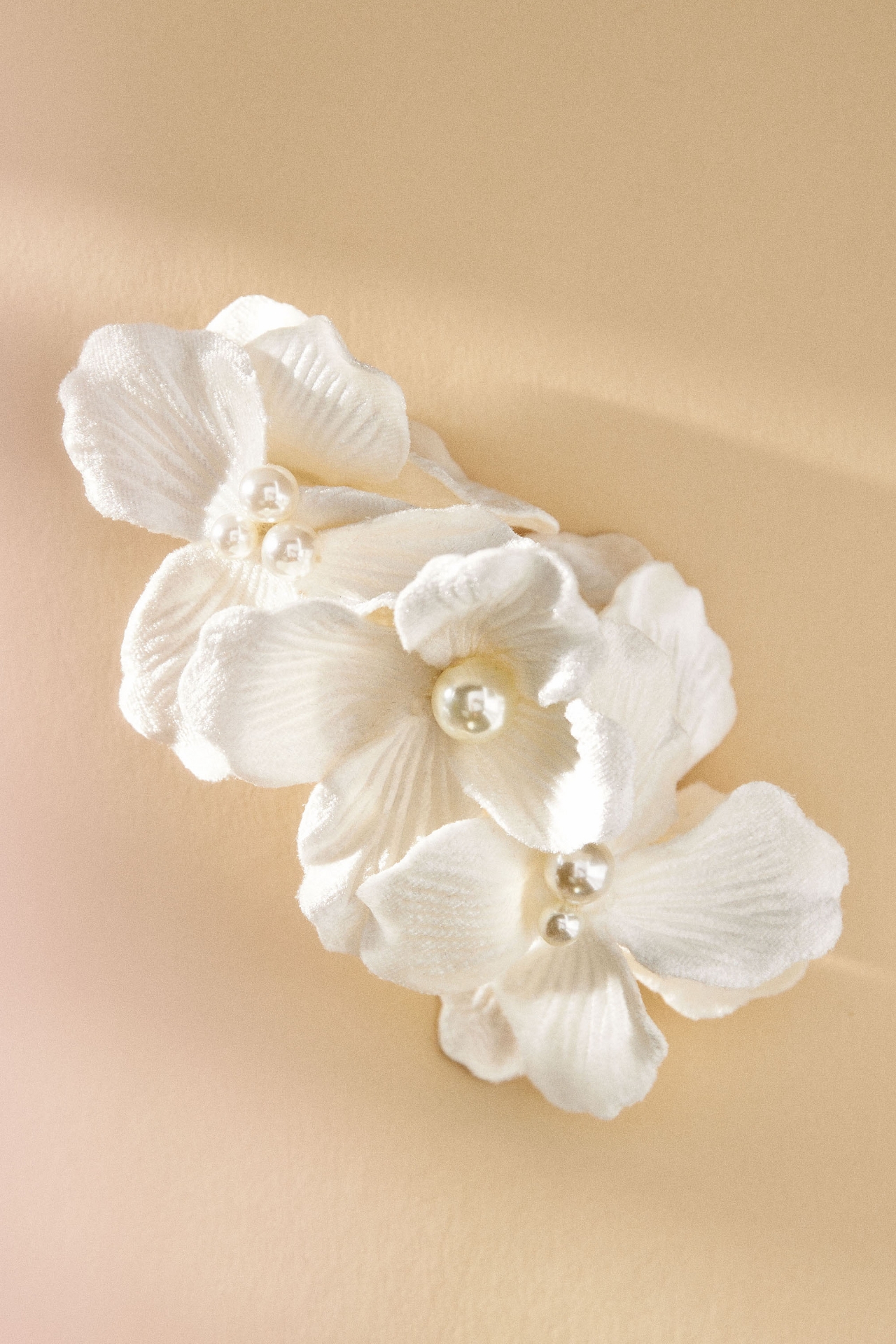 Lele Sadoughi Magnolia Hair Clip