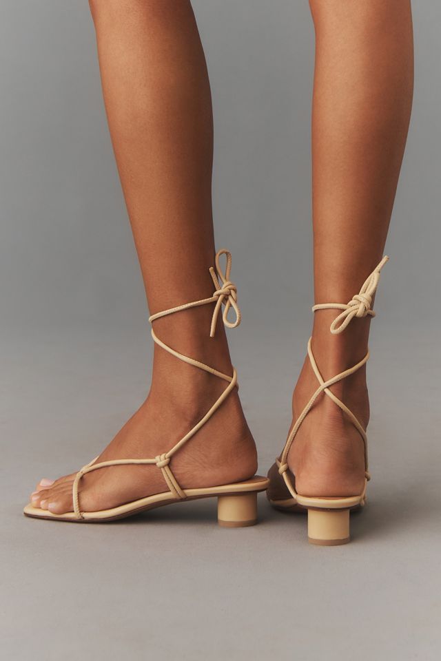LOQ Dora Tie-Up Heels #3