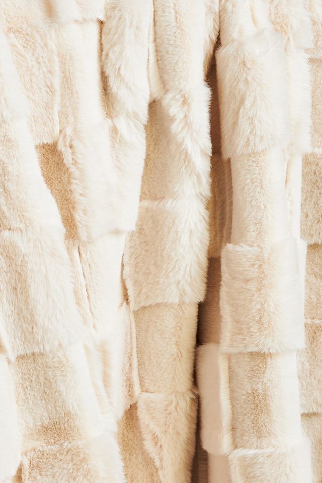 Carved Check Faux Fur Throw Blanket #1