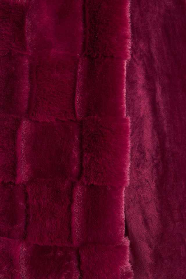Carved Check Faux Fur Throw Blanket #1